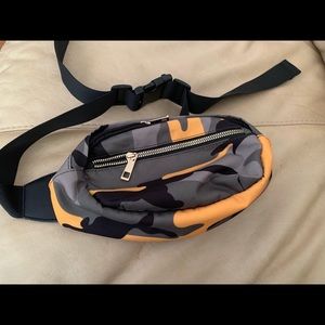Fanny Pack- Camoflauge